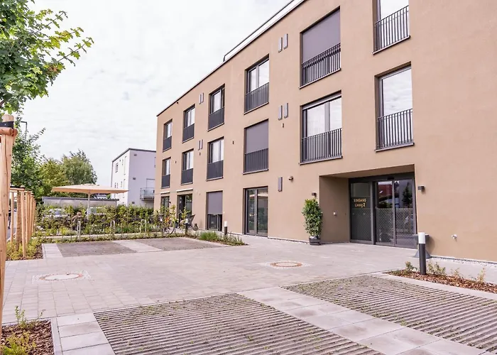 Living Neuburg Apartahotel 3*