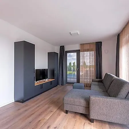 Living Neuburg Apartmanhotel 3*