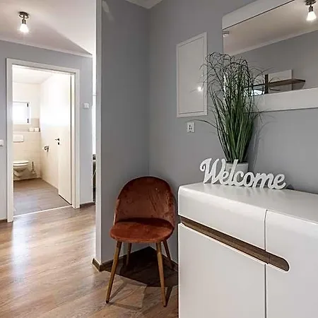 Living Neuburg Apartmanhotel