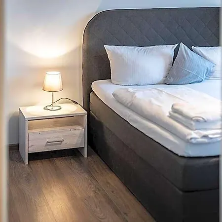 Living Neuburg Apartmanhotel 3*