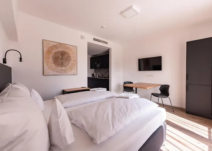 Apart Otel Living Neuburg 3*